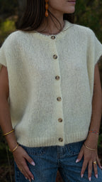 ADDISON Sleeveless Cardigan