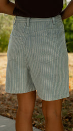 Short VARS